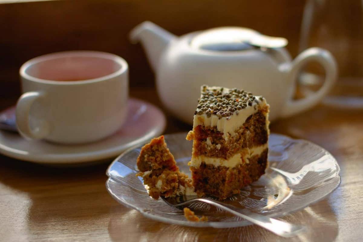 Coffee and a slice of cake.